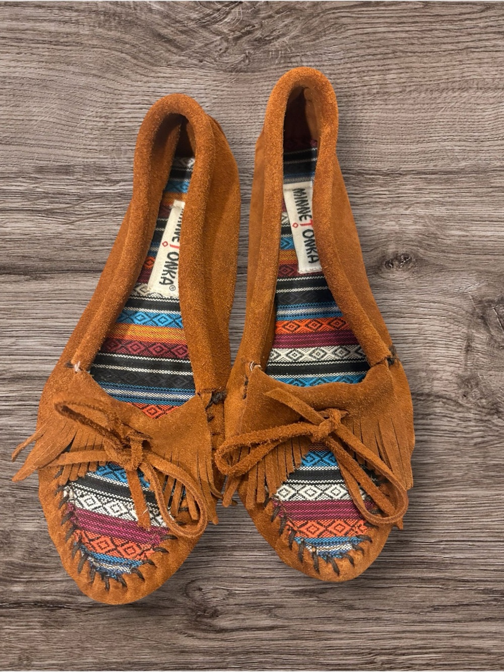 Minnetonka Women's Chestnut Suede Moccasin Flats